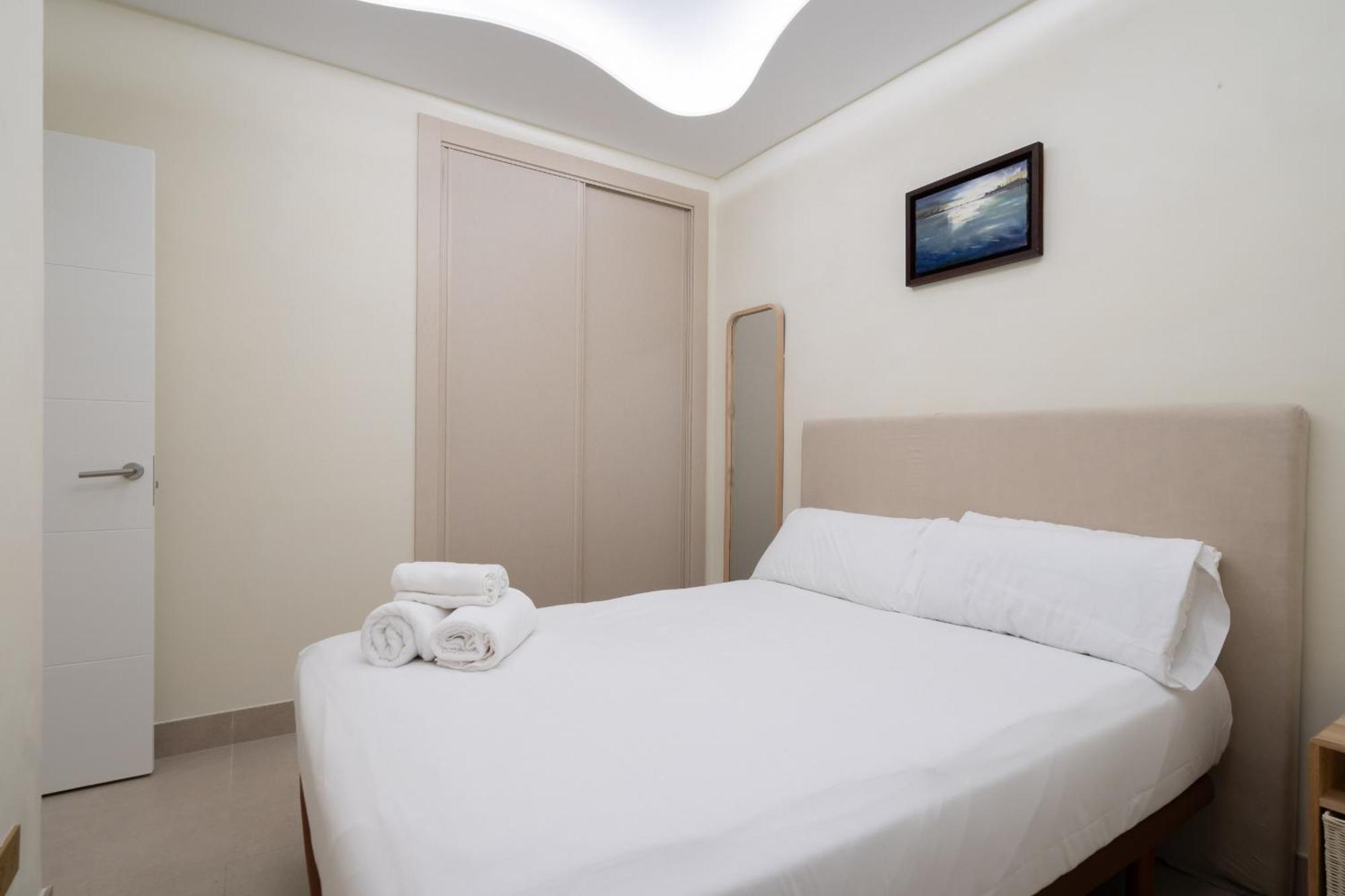 מדריד Apartamento Exclusivo En El Retiro Metro Ibiza Alquiler Temporal מראה חיצוני תמונה